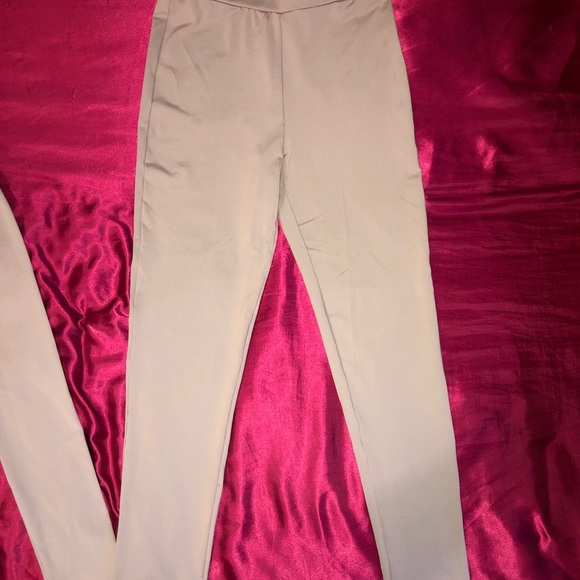 Polyester Blend 2 Piece Set - Picture 6 of 7